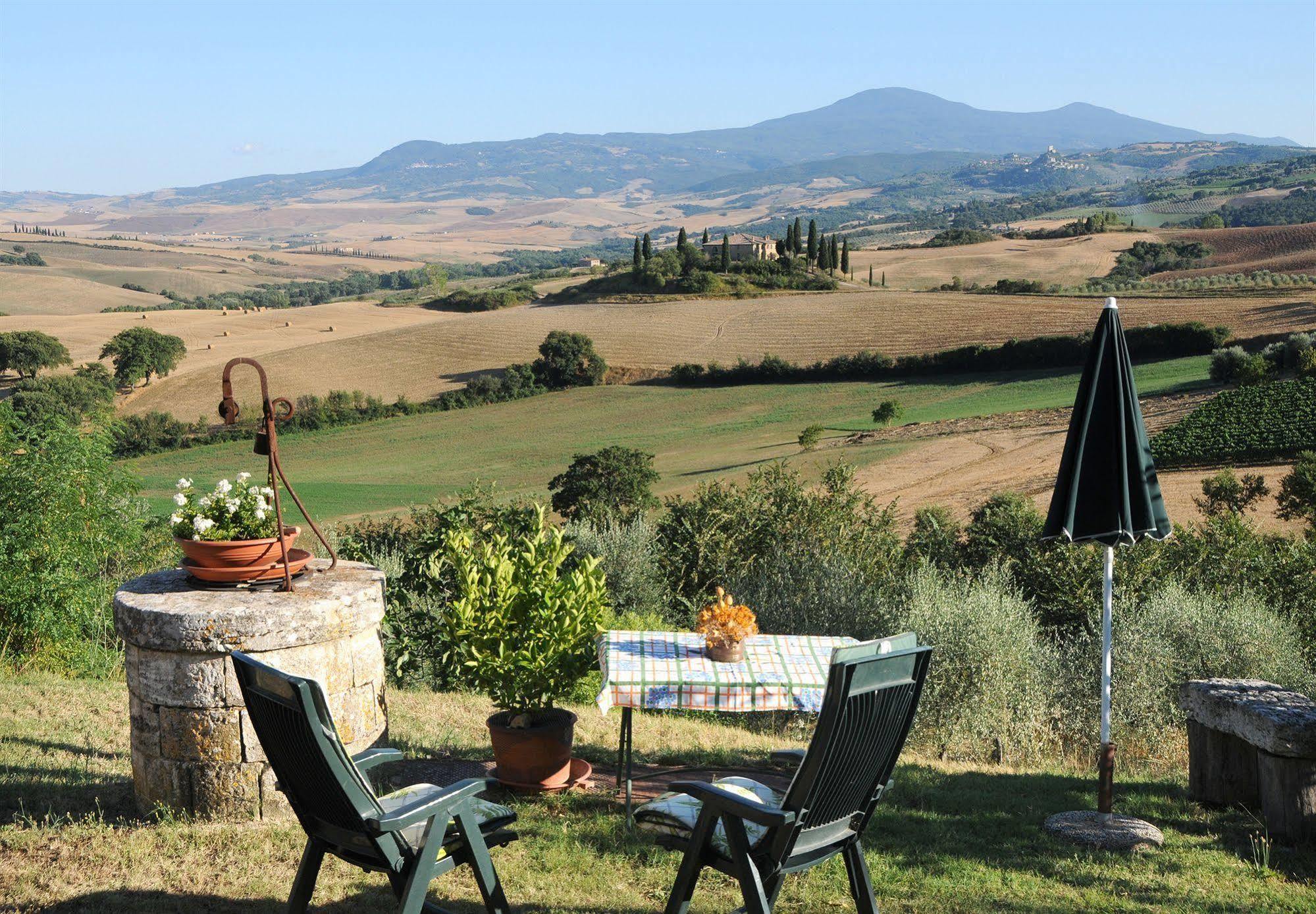 Agriturismo La Buca Di Bellugi San Quirico dʼOrcia Exterior foto