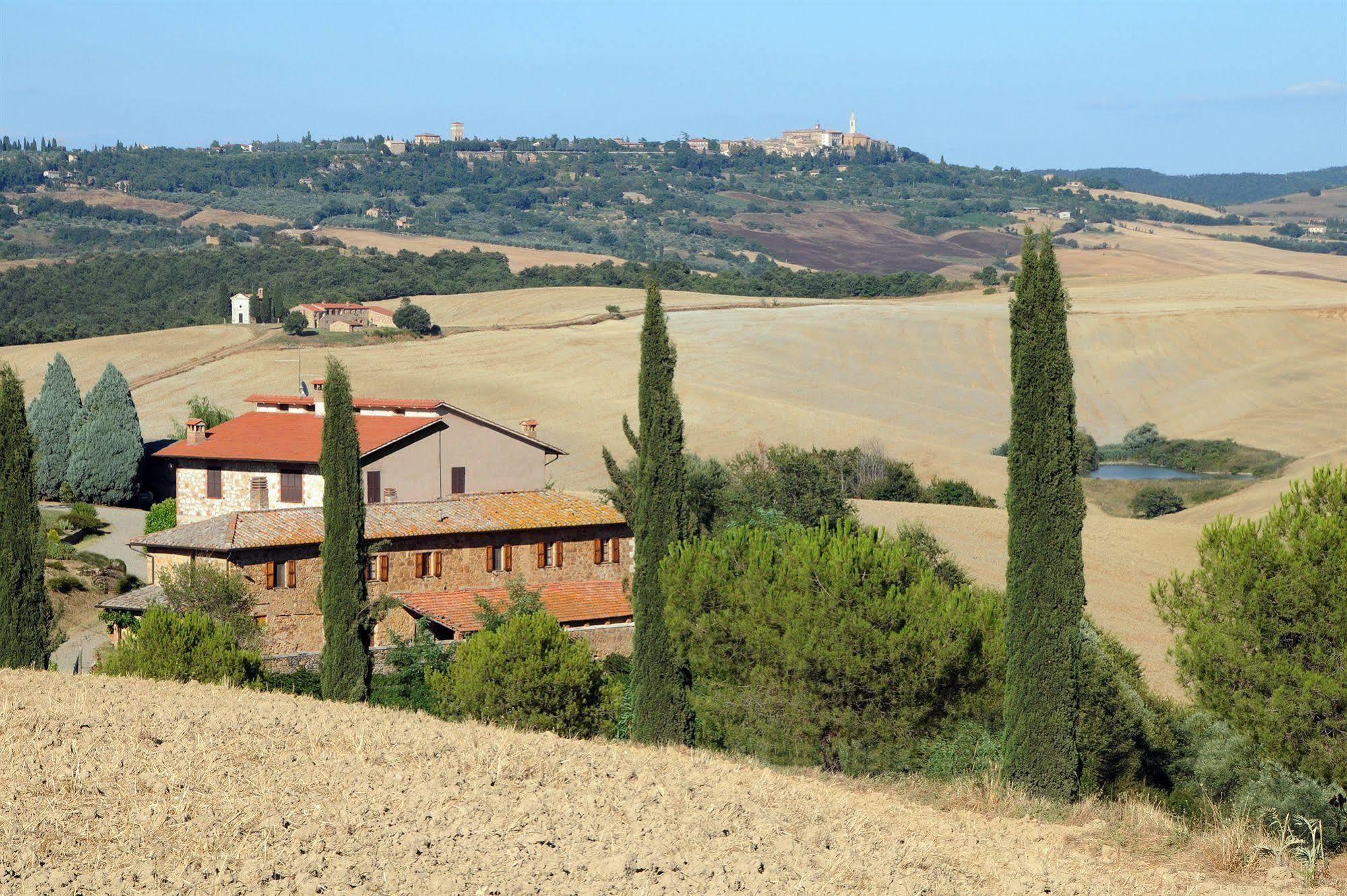 Agriturismo La Buca Di Bellugi San Quirico dʼOrcia Exterior foto